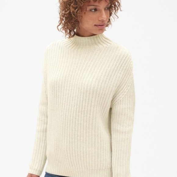 Gap Shaker Stitch Chunky Knit Mockneck 